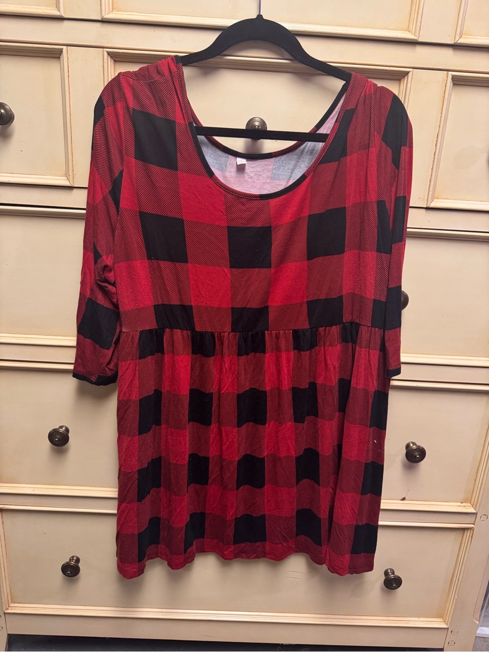 Plaid Peplum Tunic Blouse in Red and Black